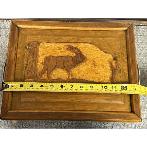 Beautiful Hand Carved Folk Art Box W Signed Painting On Inside- Kudu, Elk ? - Picture 13 of 13